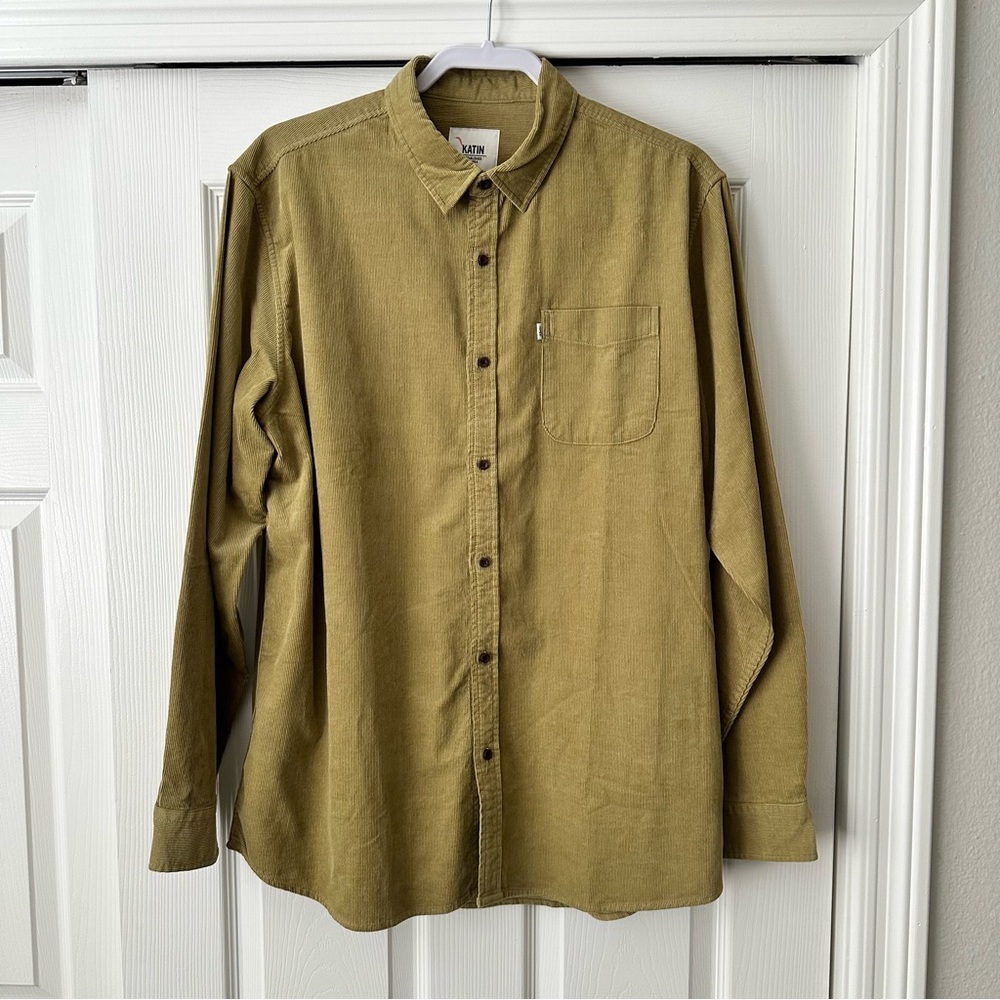 NWOT Katin Men's Olive Green Button-Up Shirt